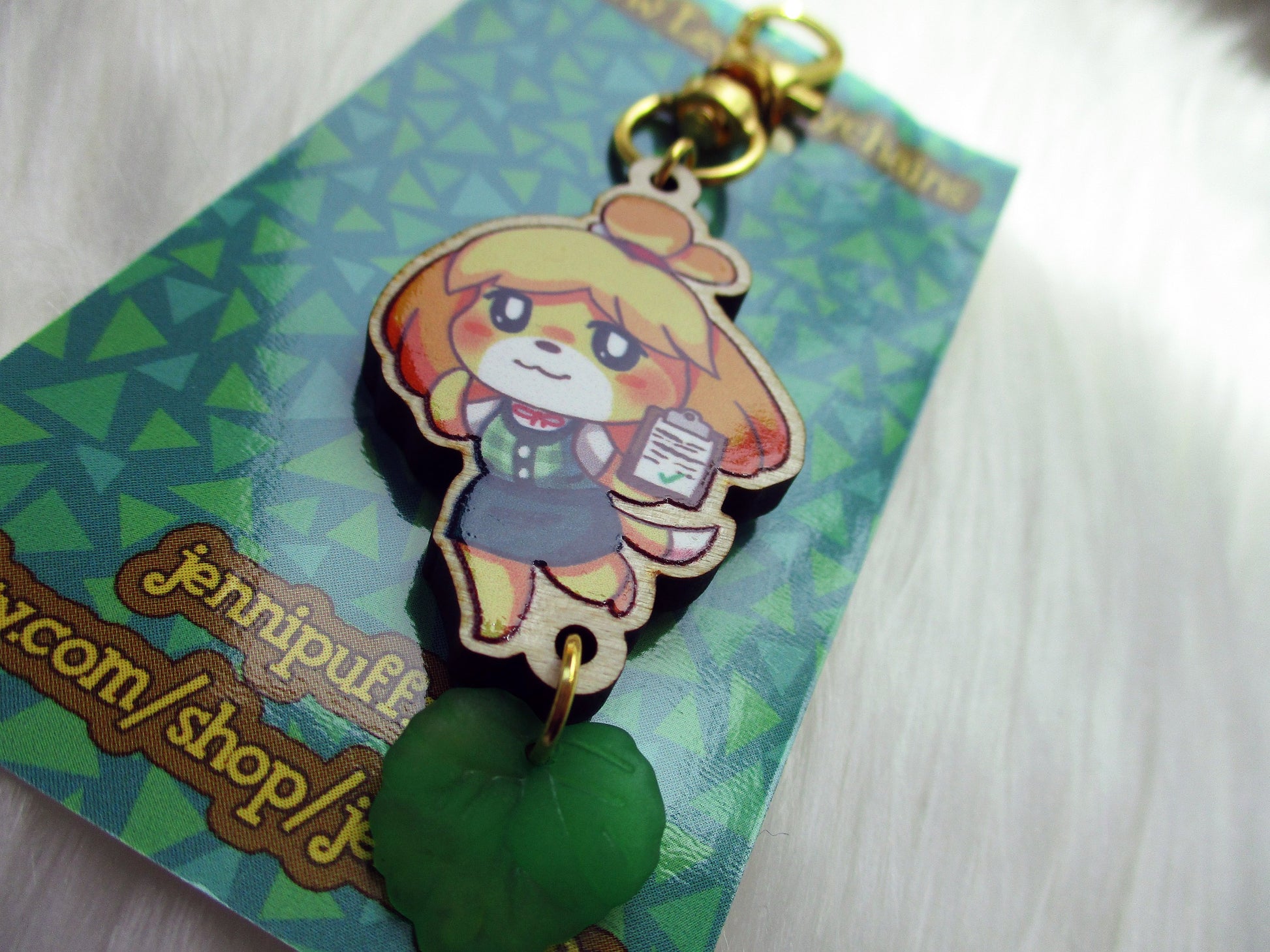 Animal Crossing Wooden Keychain - Isabelle - JennGuine