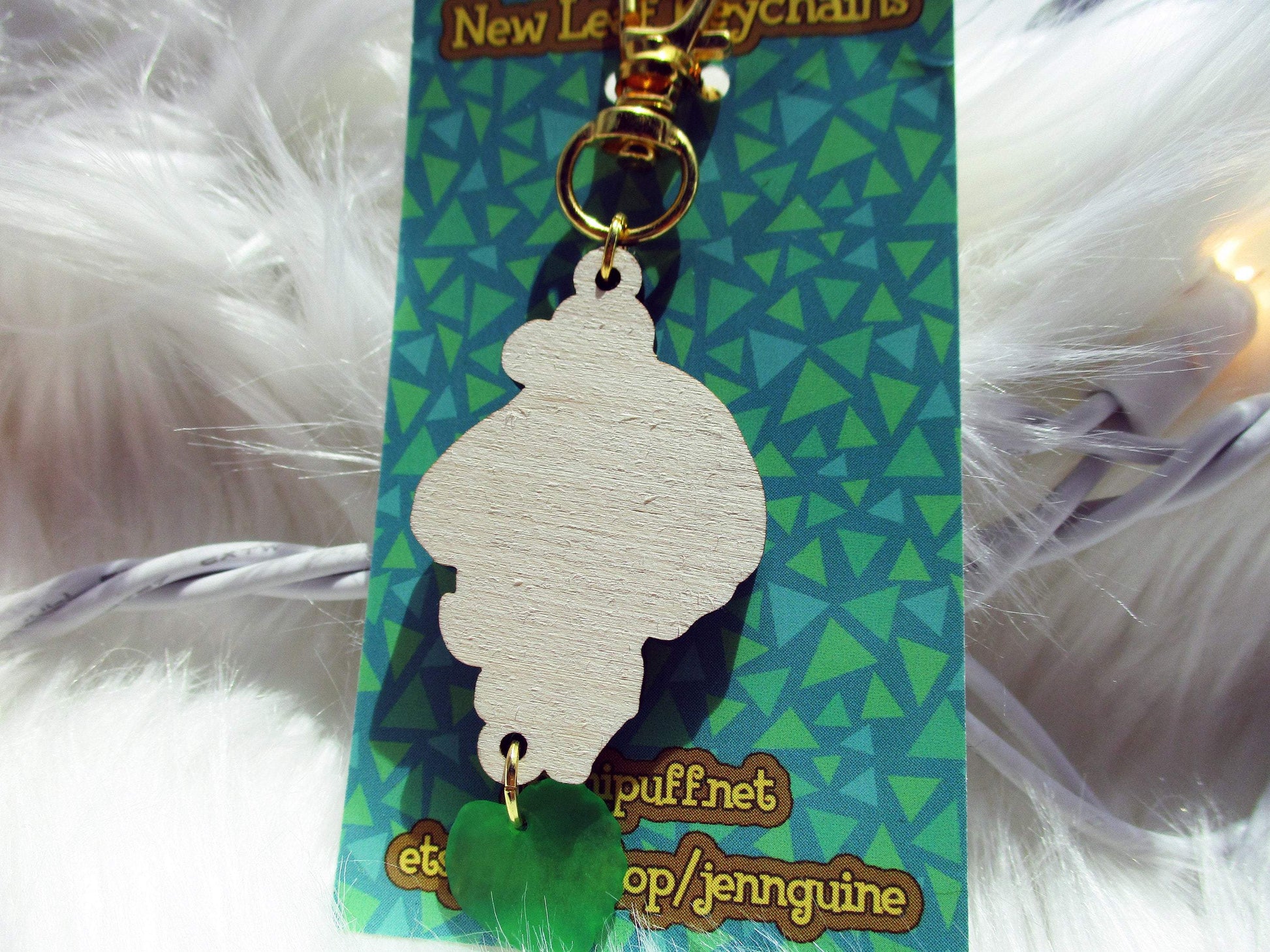 Animal Crossing Wooden Keychain - Isabelle - JennGuine