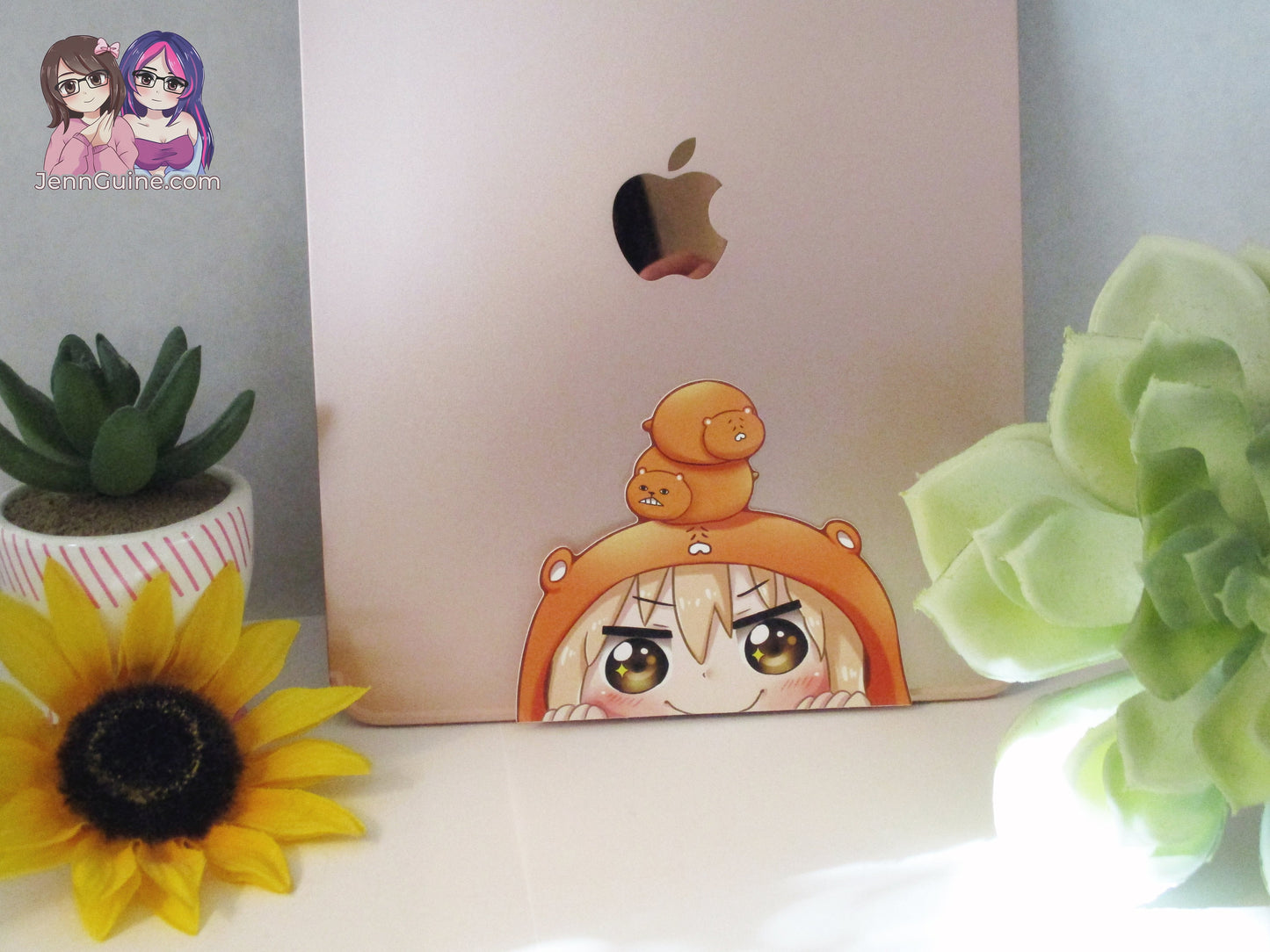 Himouto! Umaru-chan 3in Peeker Peeking Sticker Die-Cut Decal