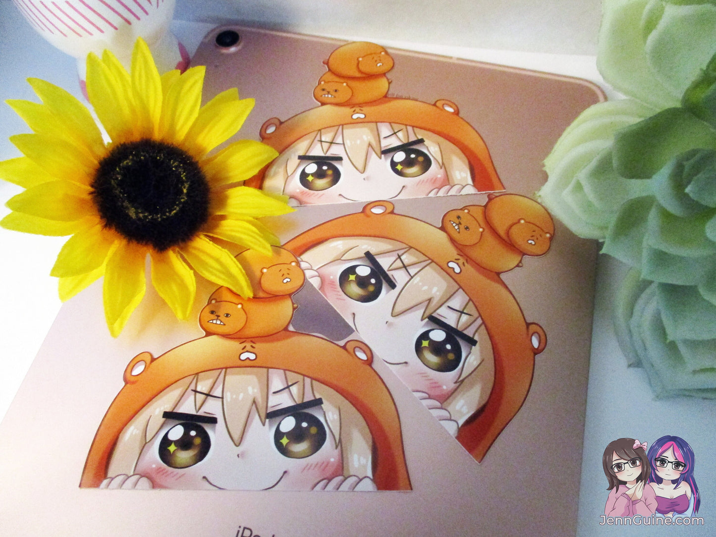 Himouto! Umaru-chan 3in Peeker Peeking Sticker Die-Cut Decal