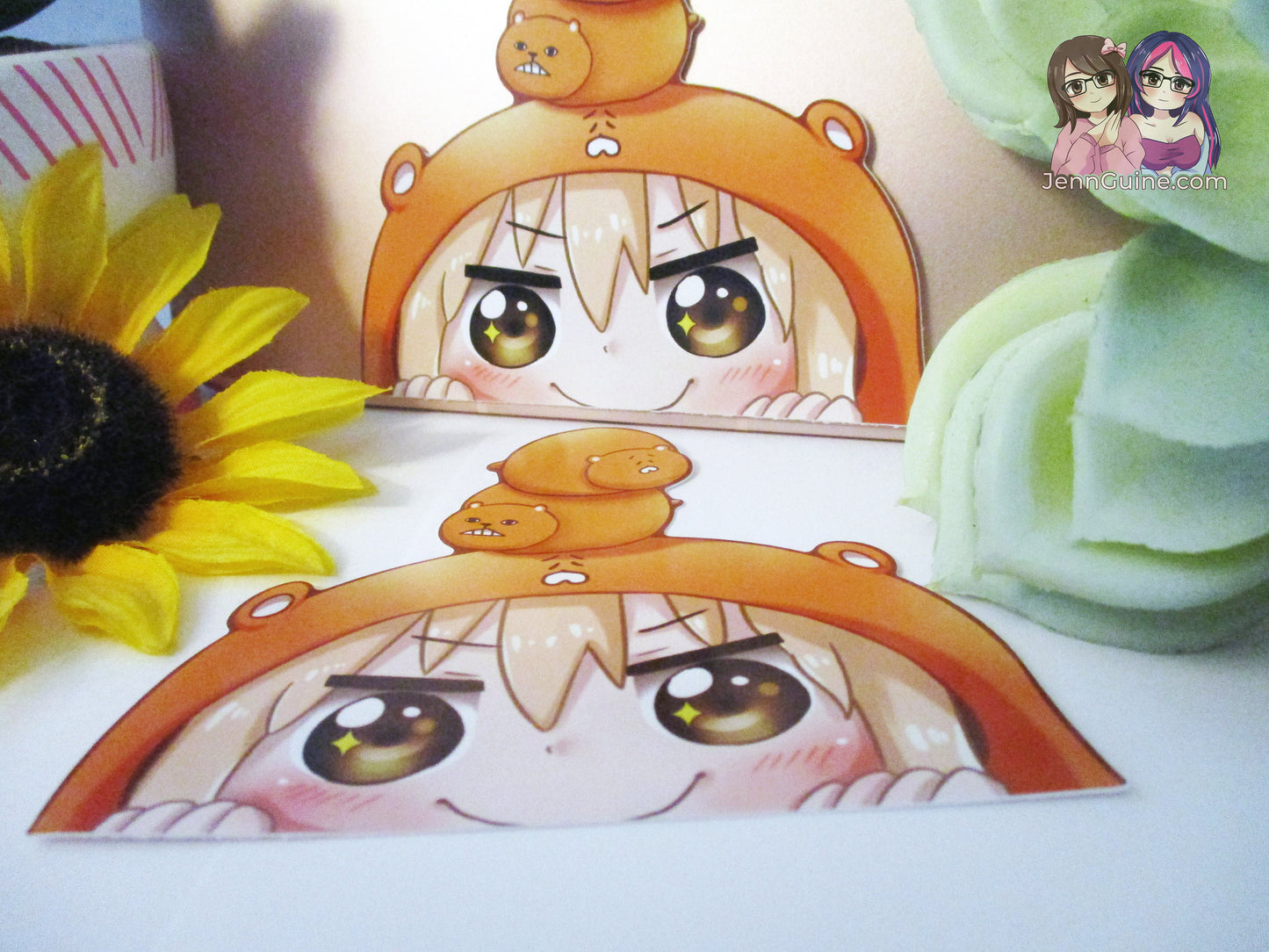 Himouto! Umaru-chan 3in Peeker Peeking Sticker Die-Cut Decal